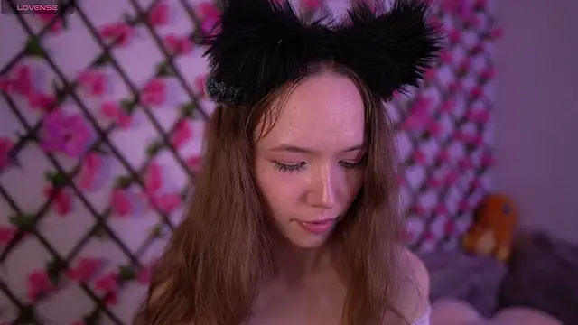 Petite_Polly's cam snapshot