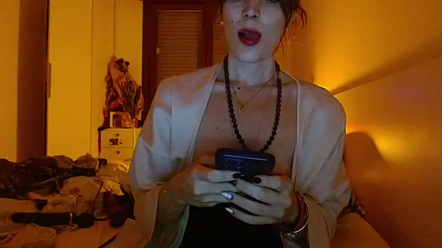 Regina_5's cam snapshot