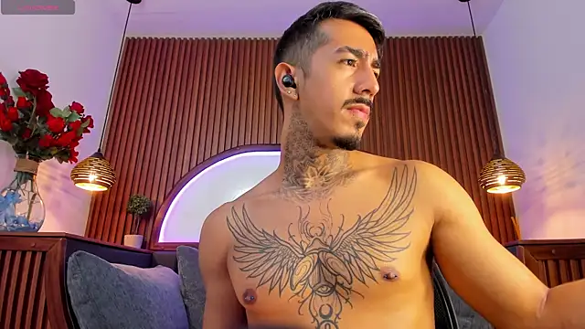 Donovan_Desmond's cam snapshot