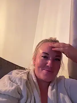 Jenna-LeeXX's cam snapshot