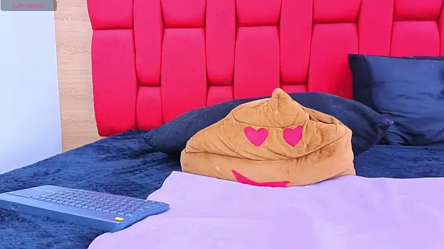 Abby-horny's cam snapshot