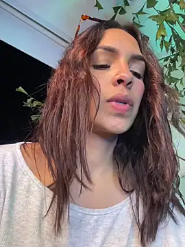 Alice_surprise's cam snapshot