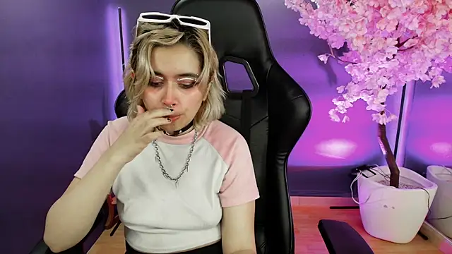 Navier__'s cam snapshot