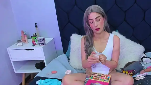 HeatherHazel's cam snapshot