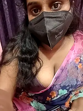 Keerthee_'s cam snapshot