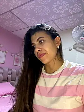 Lenapink19's cam snapshot