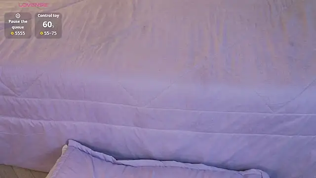 GabbieHill's cam snapshot