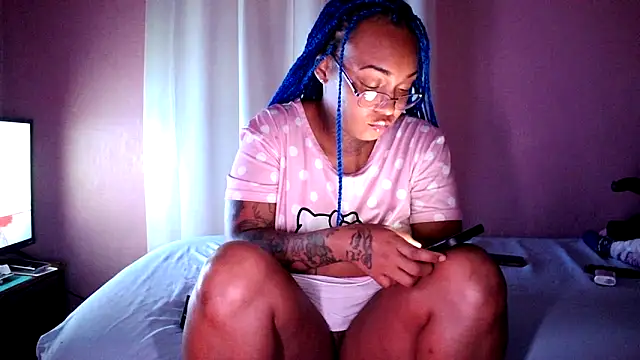 PiscesKitty's cam snapshot