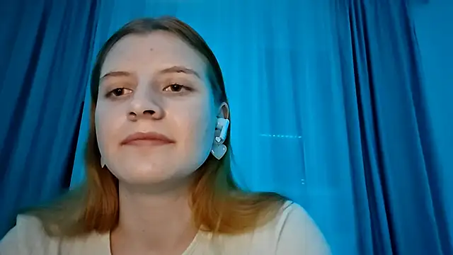 LynteriLain's cam snapshot