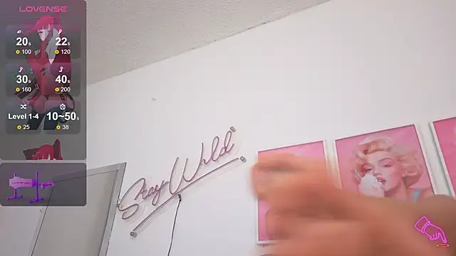 Adele_LatinLady's cam snapshot