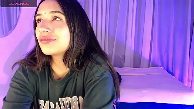 violettsuncs's cam snapshot