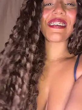 Kaiisa_ live sex cam