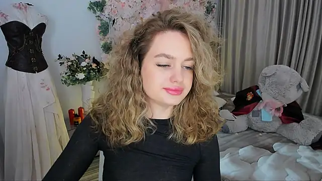 MiracleCurly's cam snapshot