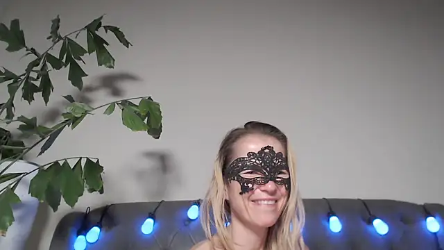 ShaiyaShy's cam snapshot