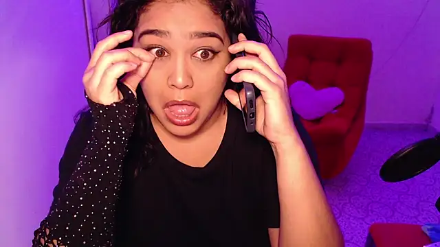 VenussTits97's cam snapshot