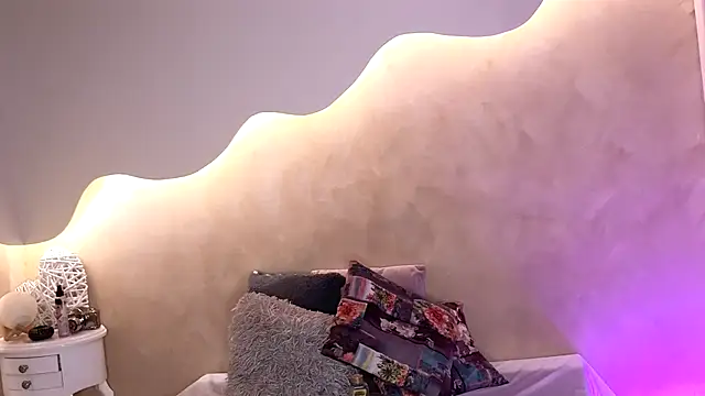 Kloee_12's cam snapshot