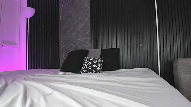 AdammClark1 live sex cam