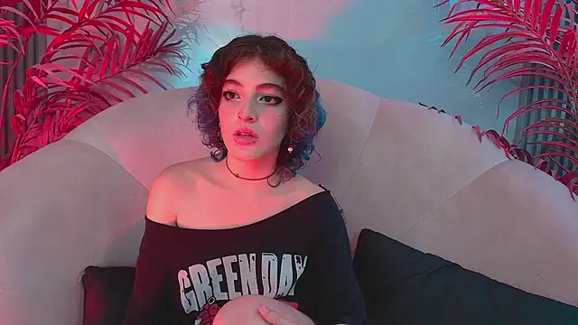 EvaHalsey's cam snapshot