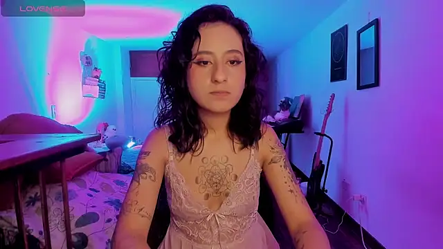 atenea_dragon__'s cam snapshot