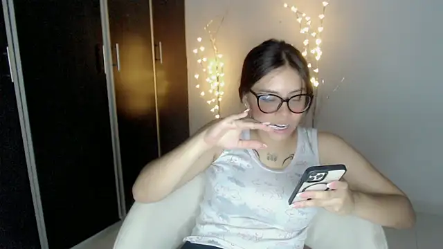 Darlyn_big's cam snapshot