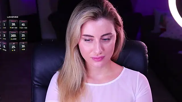 Naughty-Kitty1's cam snapshot