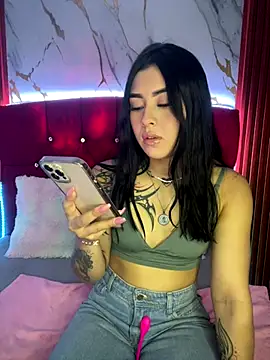 emily_22x's cam snapshot