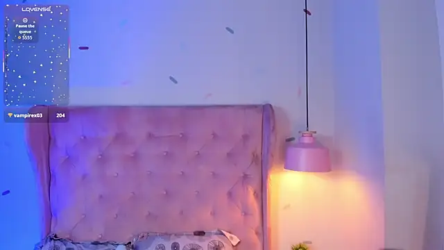 _Sophie__miller's cam snapshot