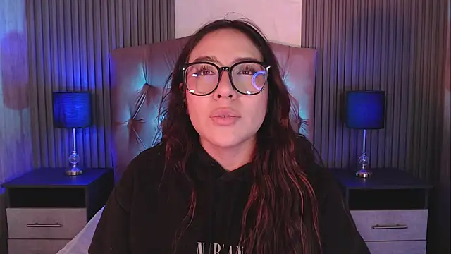 Bonnali_lune's cam snapshot