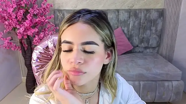 lilith4_s's cam snapshot