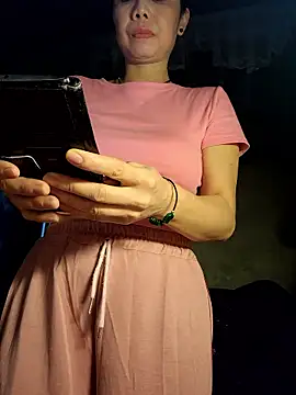 Basanis68's cam snapshot