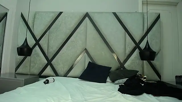 EthanCollen's cam snapshot