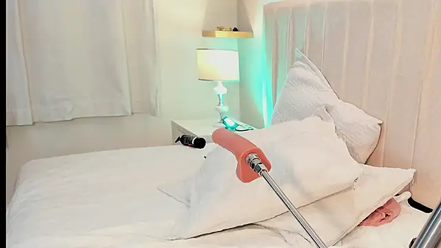 manyaa_'s cam snapshot