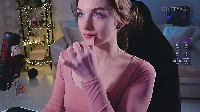 -Kottyaa-'s cam snapshot