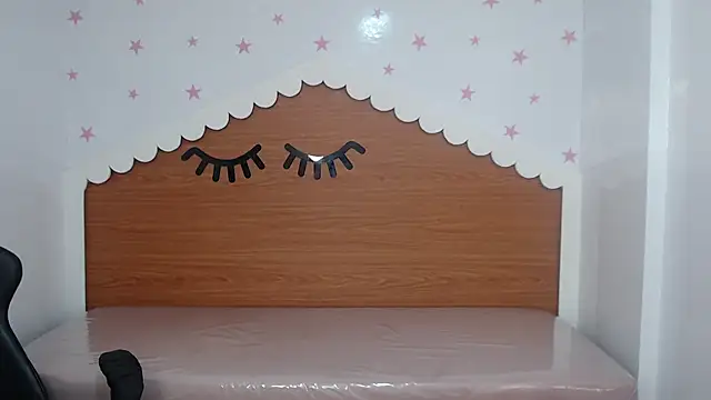 scarlett_percy_t's cam snapshot