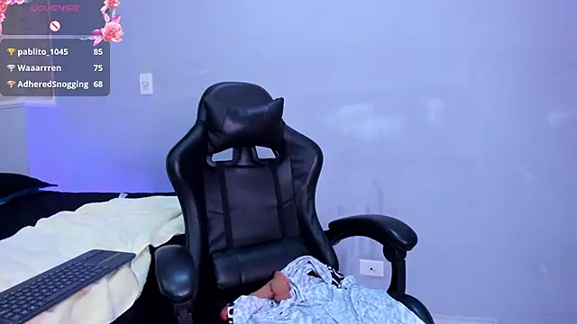 CharlotteSmithh_'s cam snapshot