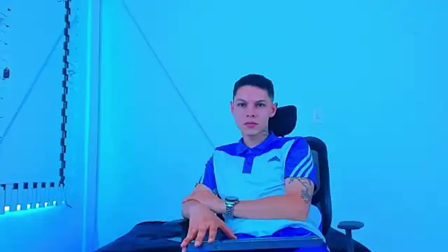 HOT_boy2025 live sex cam