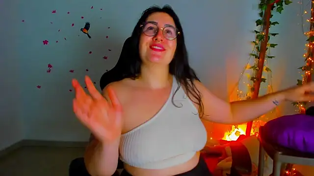 Susan_Foxx's cam snapshot