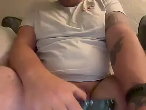 shanepuck33 live sex cam