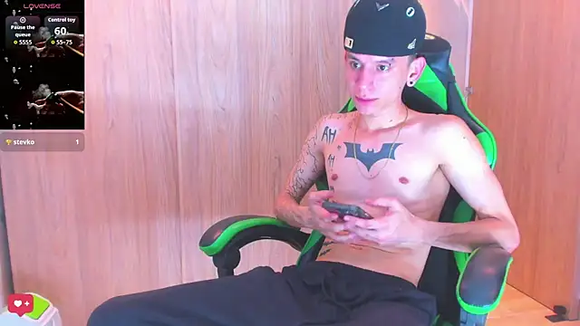 Skinny_batman live sex cam