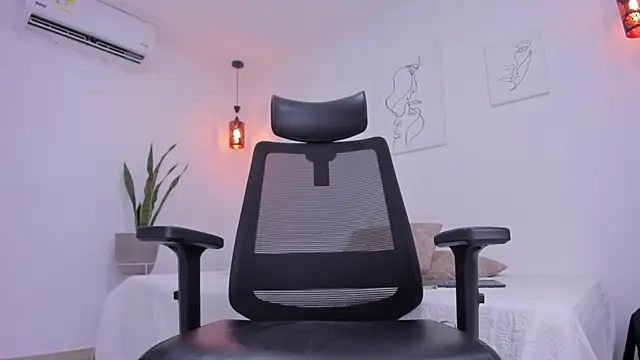 damian_bull live sex cam