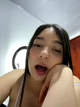 __Lorelain__'s cam snapshot