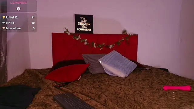 Scarleth_brown41's cam snapshot