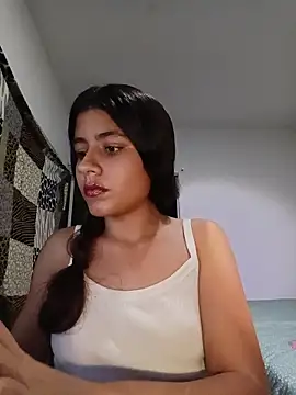 CuteMiaaaaa's cam snapshot