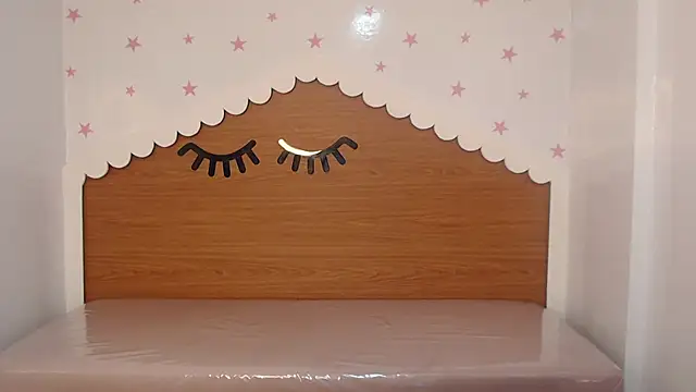 scarlett_percy_t's cam snapshot