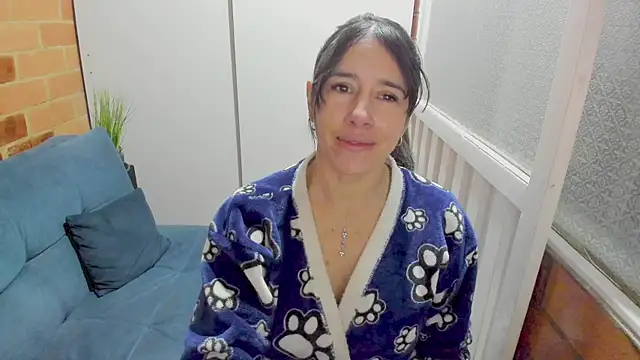 Penelope47's cam snapshot