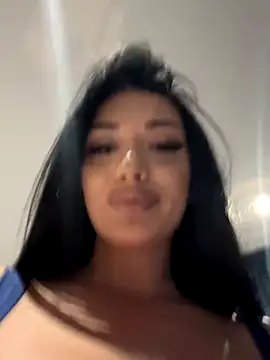 amirahylerr's cam snapshot