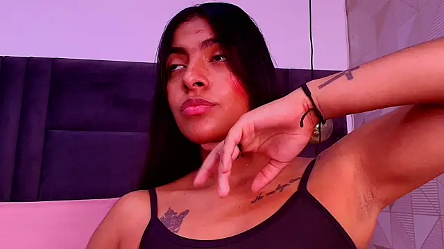 hot_dione's cam snapshot