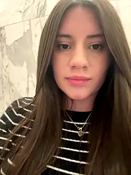 Isabella21_'s cam snapshot