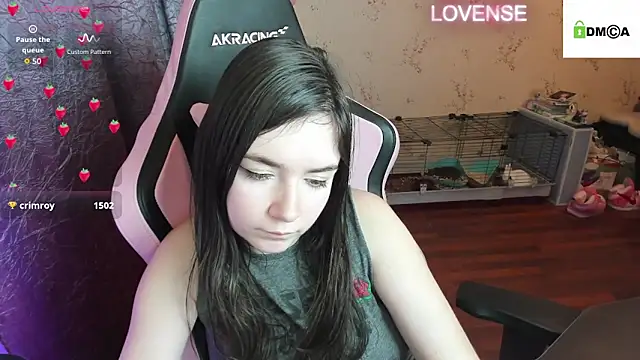 Crazy_forest_fairy's cam snapshot