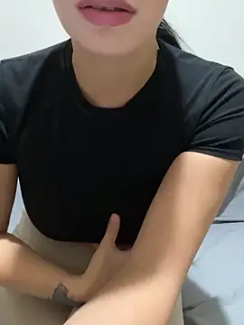 youngsexywoman's cam snapshot